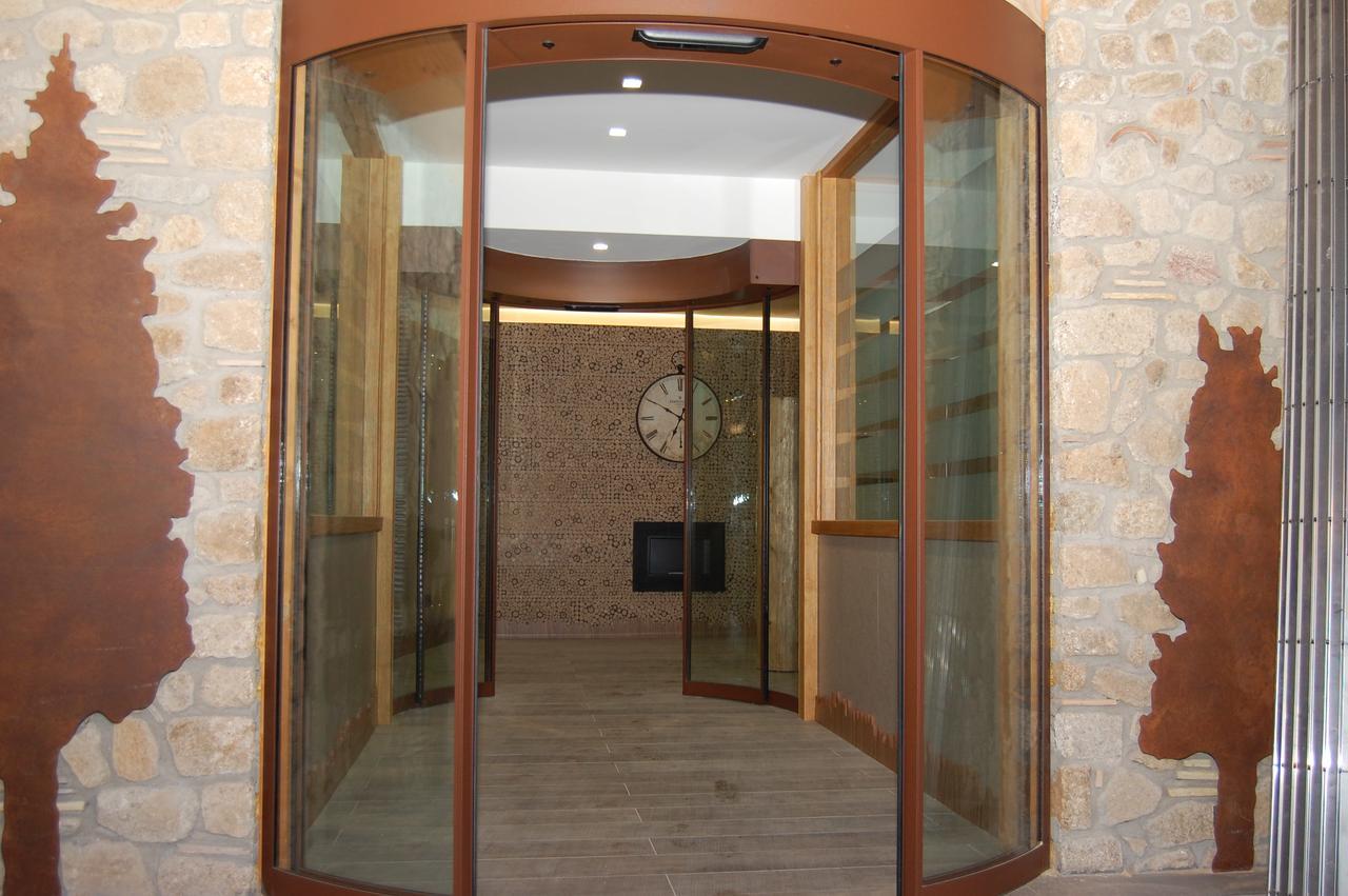 National Park Hotel & Spa Cotronei Extérieur photo
